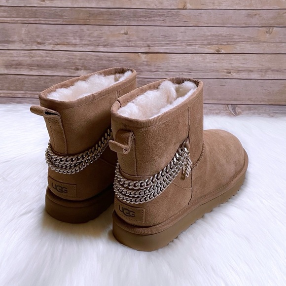 UGG Women’s Classic Mini Chains Chestnut Suede Boots - Picture 3 of 9